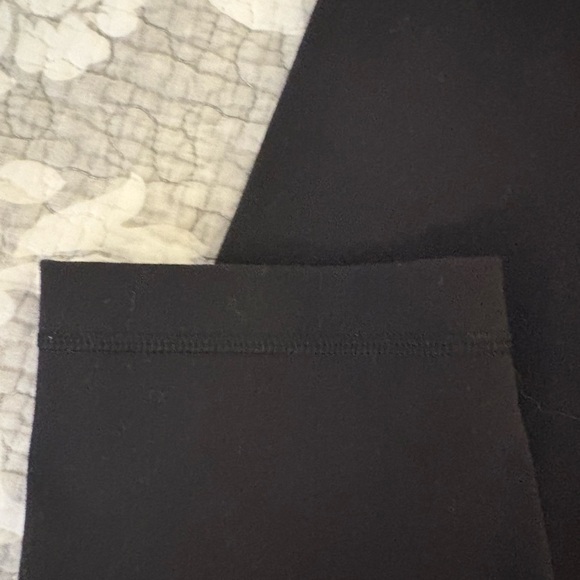 Lululemon Black Leggings ~ Size 10 - Picture 2 of 7
